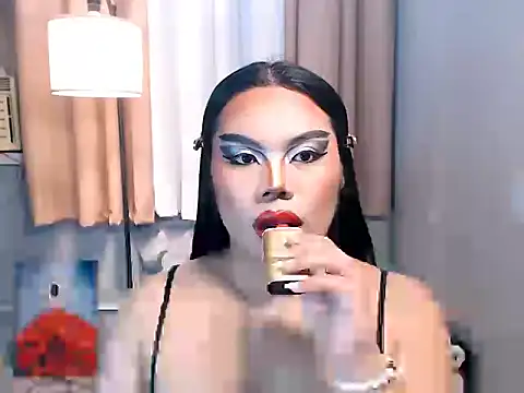 TSbrianaHugeCock – webcam-show