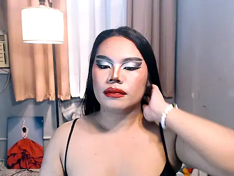 TSbrianaHugeCock Adlı Modelin Web Kamerası  Şovu
