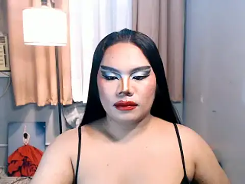 TSbrianaHugeCock 网络视讯表演