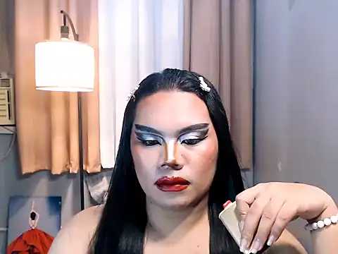 TSbrianaHugeCock Pertunjukan Webcam