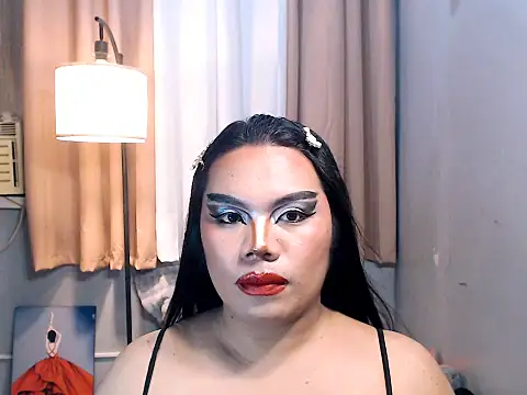 TSbrianaHugeCock 웹캠 쇼