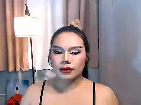 Вебкам-шоу TSbrianaHugeCock