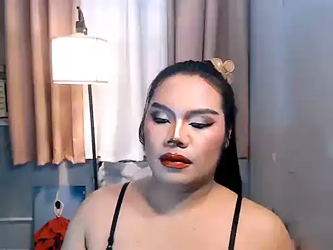 TSbrianaHugeCock Pertunjukan Webcam