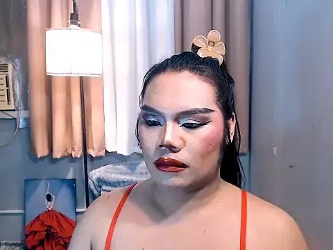 TSbrianaHugeCock Show in webcam