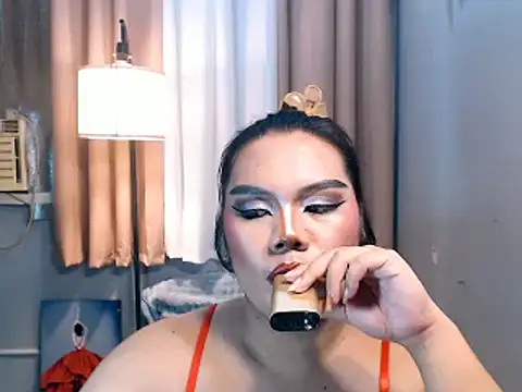 Show webcam de TSbrianaHugeCock