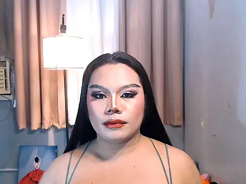 TSbrianaHugeCock Pertunjukan Webcam