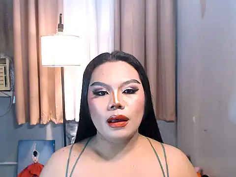 TSbrianaHugeCock Pertunjukan Webcam