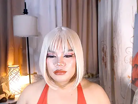 Show de TSbrianaHugeCock na webcam