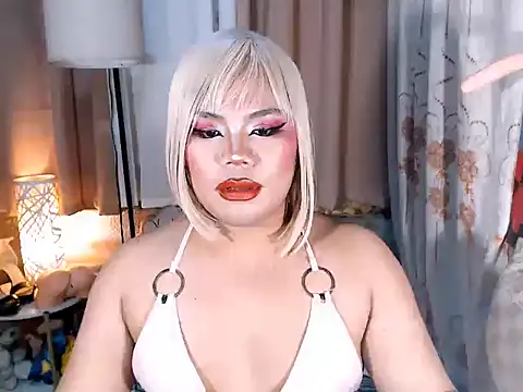 โชว์เว็บแคมของ TSbrianaHugeCock