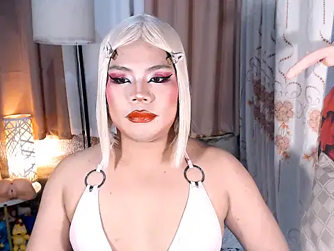 TSbrianaHugeCockn Webbikameraesitys