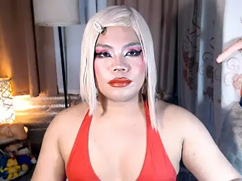 TSbrianaHugeCock 在線直播表演