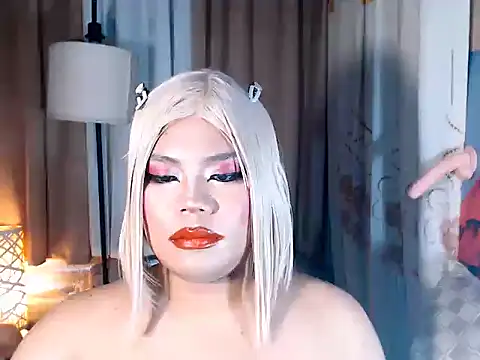 TSbrianaHugeCock's Webcam Show