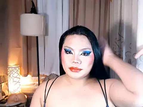 โชว์เว็บแคมของ TSbrianaHugeCock