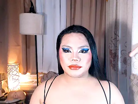 Show de TSbrianaHugeCock na webcam