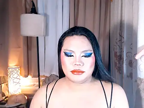 TSbrianaHugeCock's Webcam Show