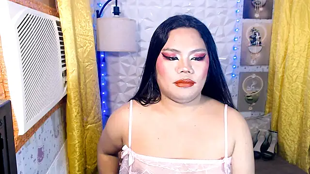 TSbrianaHugeCock Pertunjukan Webcam