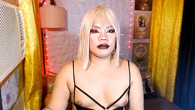 TSbrianaHugeCock Webcam show