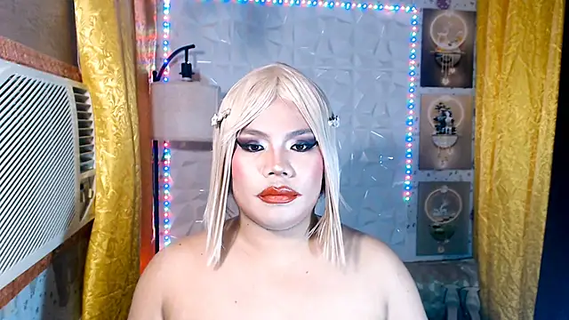 TSbrianaHugeCock Pertunjukan Webcam
