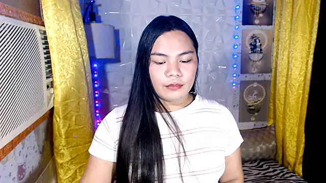TSbrianaHugeCock's Live Sex Cam Show