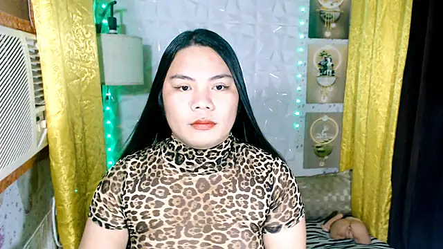 TSbrianaHugeCock Webcamshow