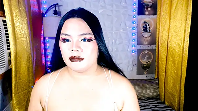 TSbrianaHugeCock's Webcam Show