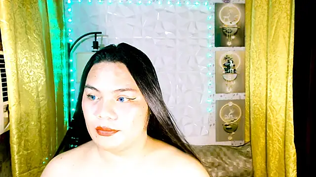TSbrianaHugeCock Webcam-Show