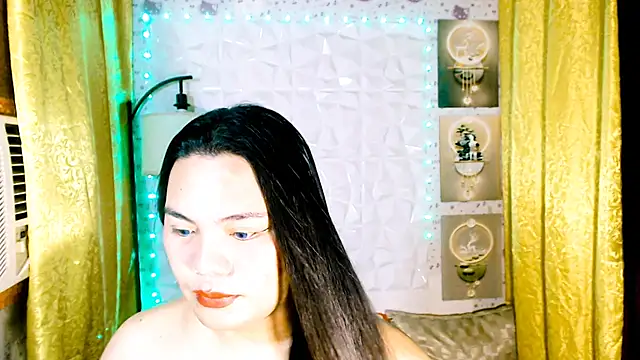 TSbrianaHugeCock Webcam-Show