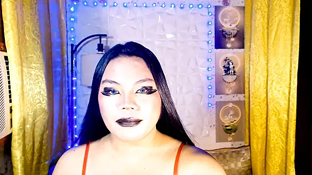 Show de TSbrianaHugeCock na webcam