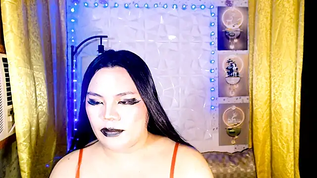 TSbrianaHugeCock's Webcam Show