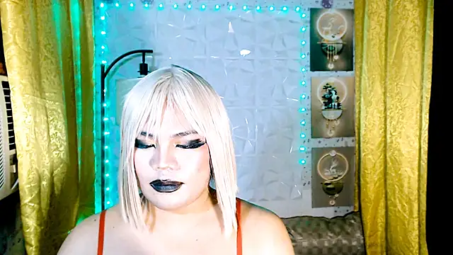 TSbrianaHugeCockn Webbikameraesitys