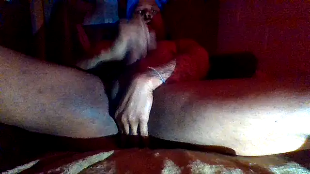 Nuttygmarley Webcamshow