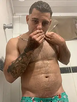 Show de o-theus na webcam