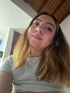 Živá chatovací místnost Bonni_lohan