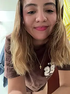 Bonni_lohan Show in webcam