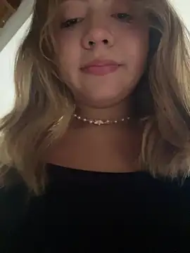 Webkamerová show Bonni_lohan