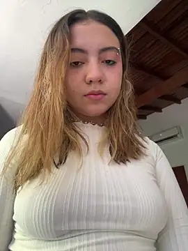 Bonni_lohan 在線直播表演