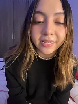XXX chat uživo modela Bonni_lohan