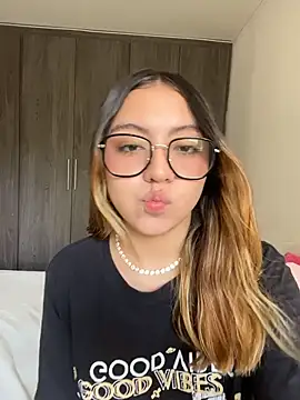 Bonni_lohan's Webcam Show