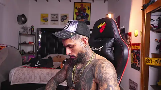 Show webcam de logan_hugh8