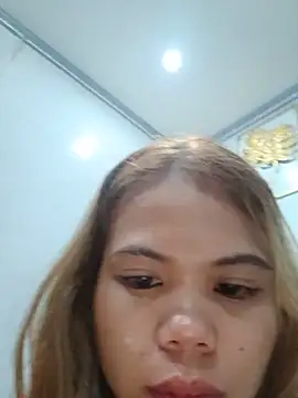 Sexxie_Ella22: διαδικτυακό σόου στην κάμερα