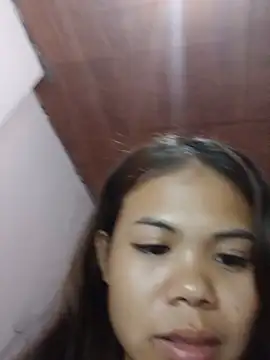 Ella_sayieee-squirter Adlı Modelin Web Kamerası Şovu