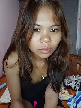 Ella_sayieee-squirter's Webcam Show