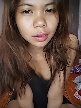 Ella_sayieee-squirter: вебкам-шоу