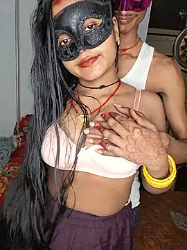 Pokazy przed kamerką – Hot_SALONI_21
