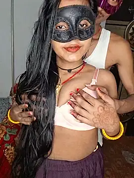 Hot_SALONI_21 Show in webcam
