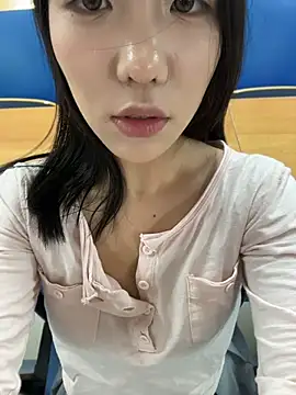 lucy2027's Webcam Show