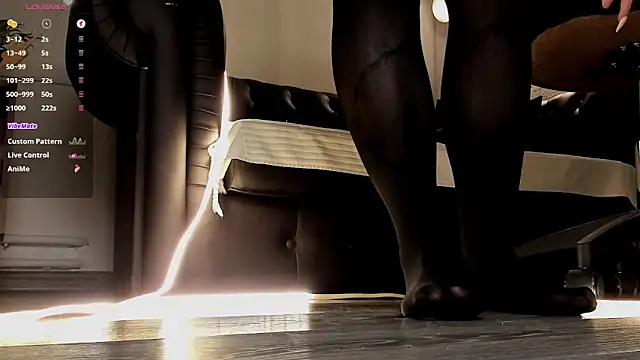 Dark_Moni 网络视讯表演