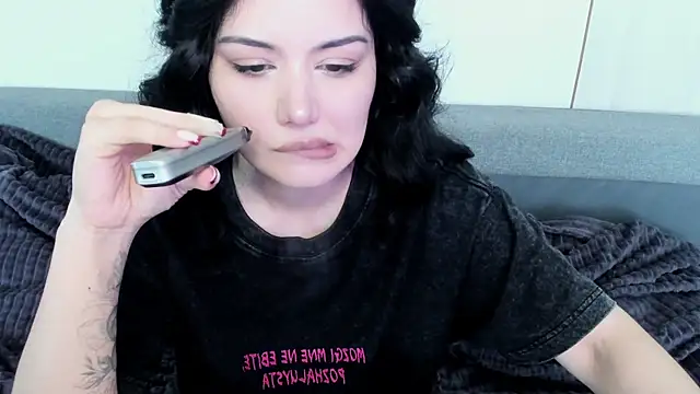 Dark_Moni live XXX chat