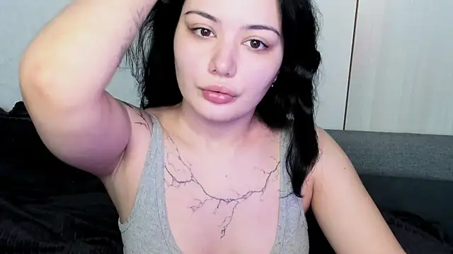 دردشة Dark_Moni الجنسية المباشرة