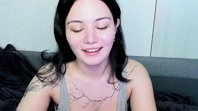 Dark_Moni élő XXX-chatje